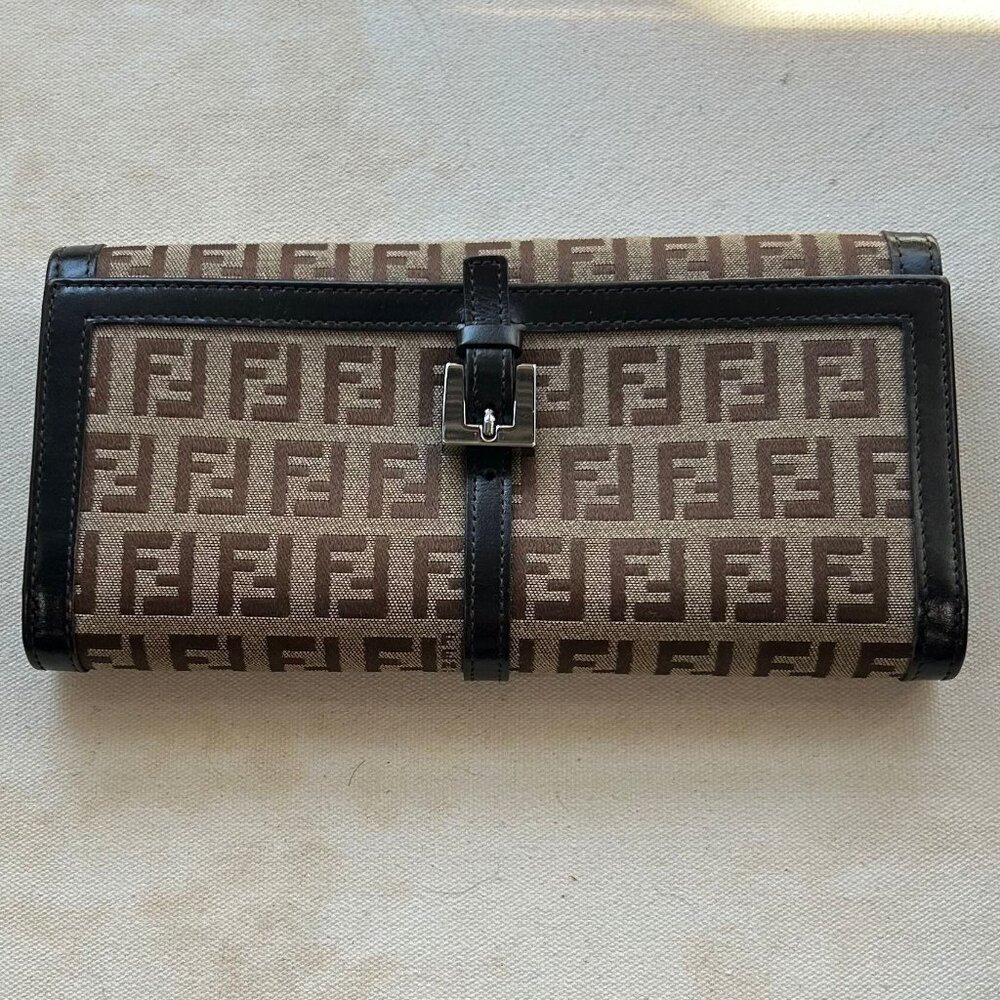 FENDI Trifold Wallet in Brown with Signature Logo -Multi Compartments